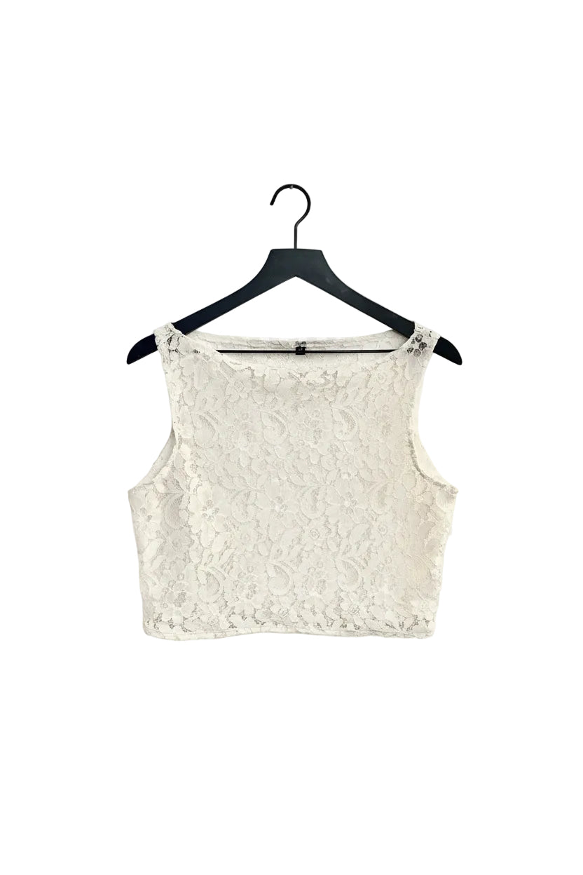 Lace sleeveless crop top
